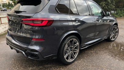 FERZ arches for BMW X5